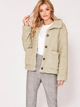 Manteau en Fausse Furrure Boutons