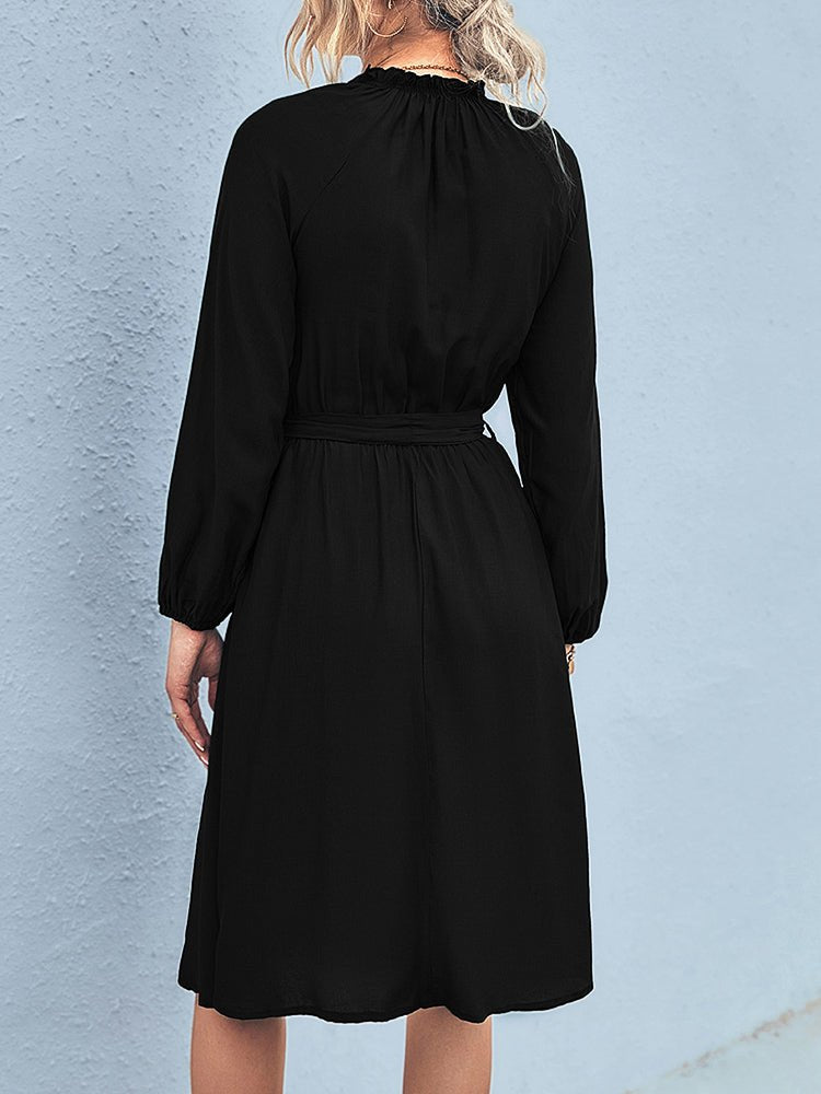 Mini Robe Classique Manches Longues Taille Nouée